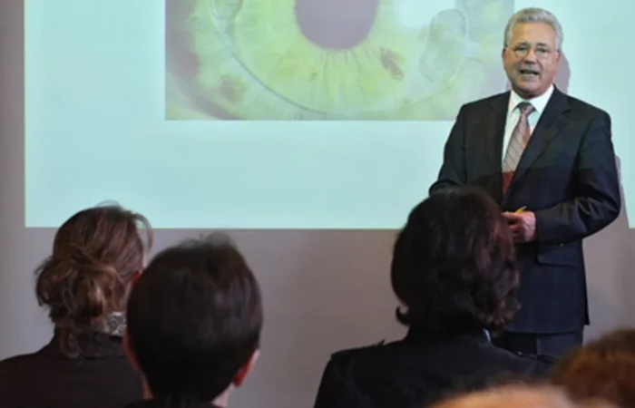 Dr. Gerl: Einsatz einer Kunstlinse