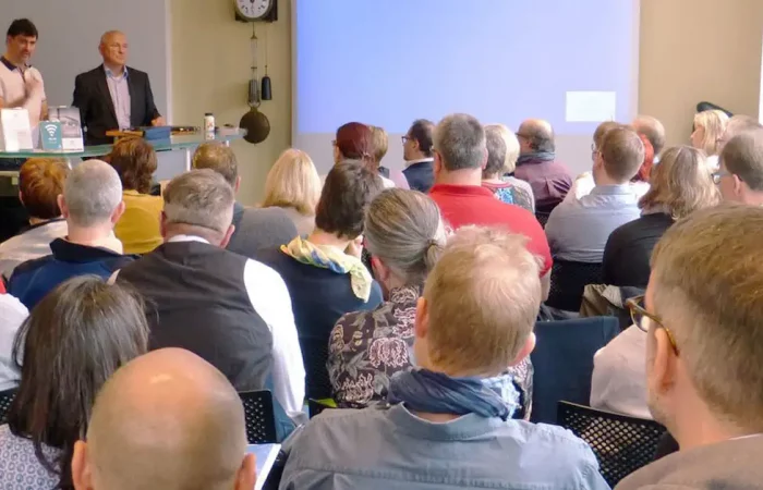 Augenärzte und Optiker finden zusammen