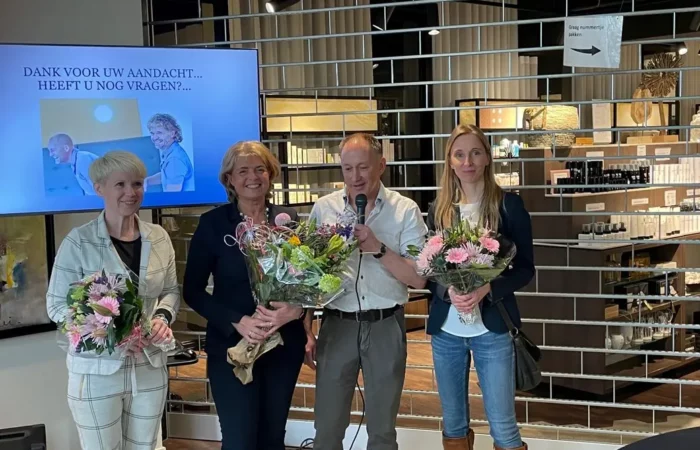 Oogzorg zonder grenzen – Augenversorgung ohne Grenzen Initiatoren feiern Projektabschluss